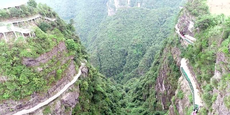 探索世界奇妙之旅,尽在高一女生穿露背上衣可以吗?蜗牛问答平台